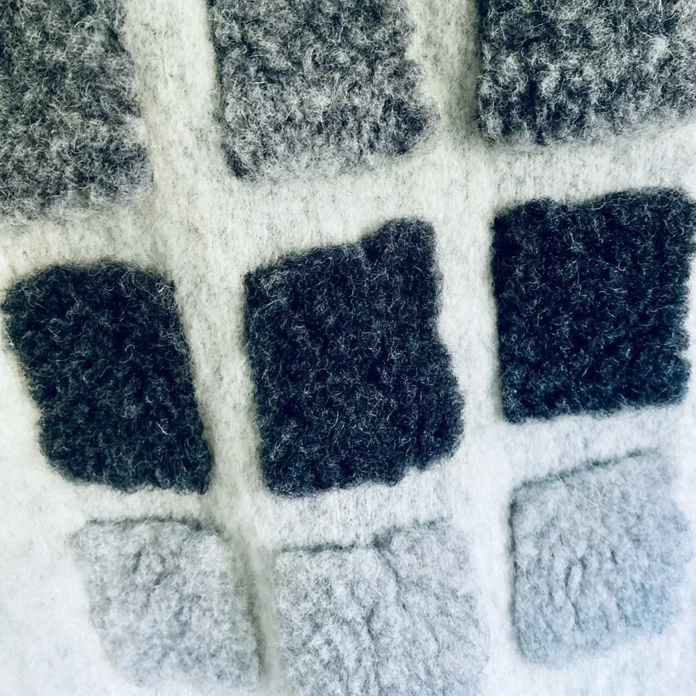 TARA Vao Gray Wool Poncho